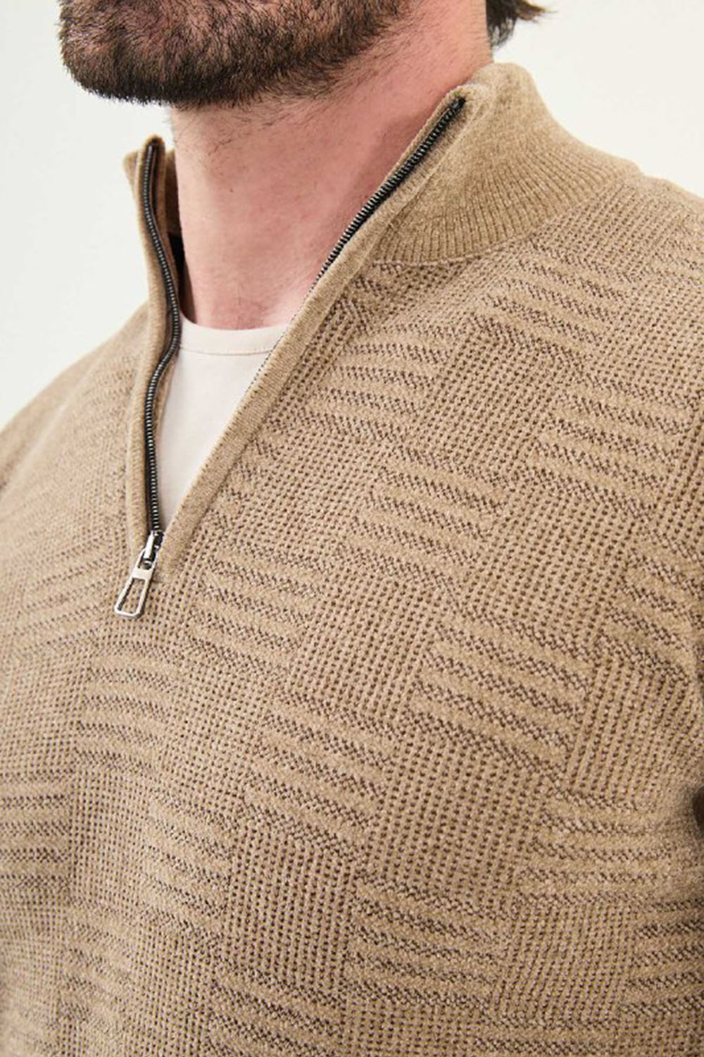 Mazonni Casual Beige Cardigan – Men’s Checkered Knit Half Zip Pullover Sweater