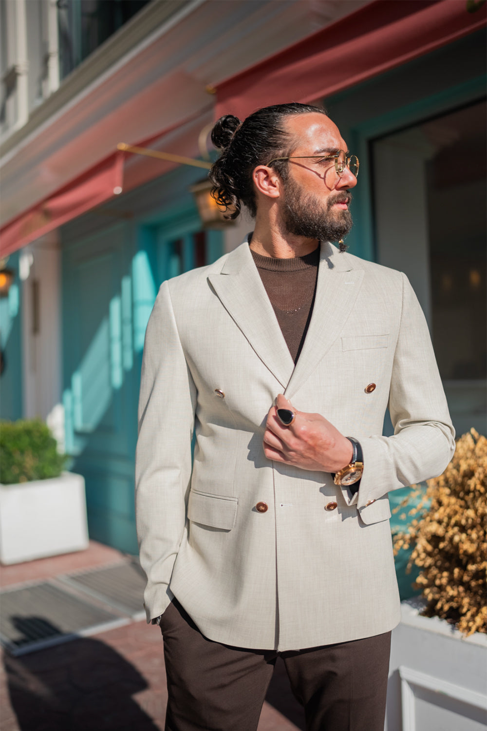 off white Mazonni men's blazer with brown turtleneck, classy and minimal outfit for events or business casual