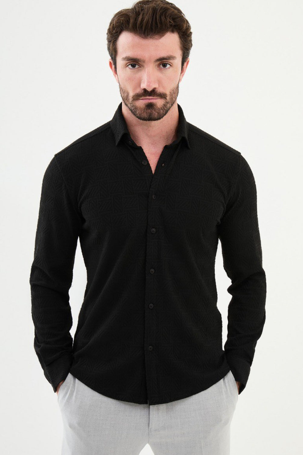 Mazonni black textured men's shirt with long sleeves and tailored fit for modern casual wear