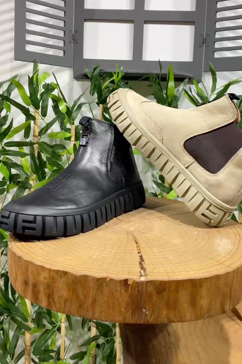 Dual-tone Mazonni street style boots in beige and black with elastic side panel