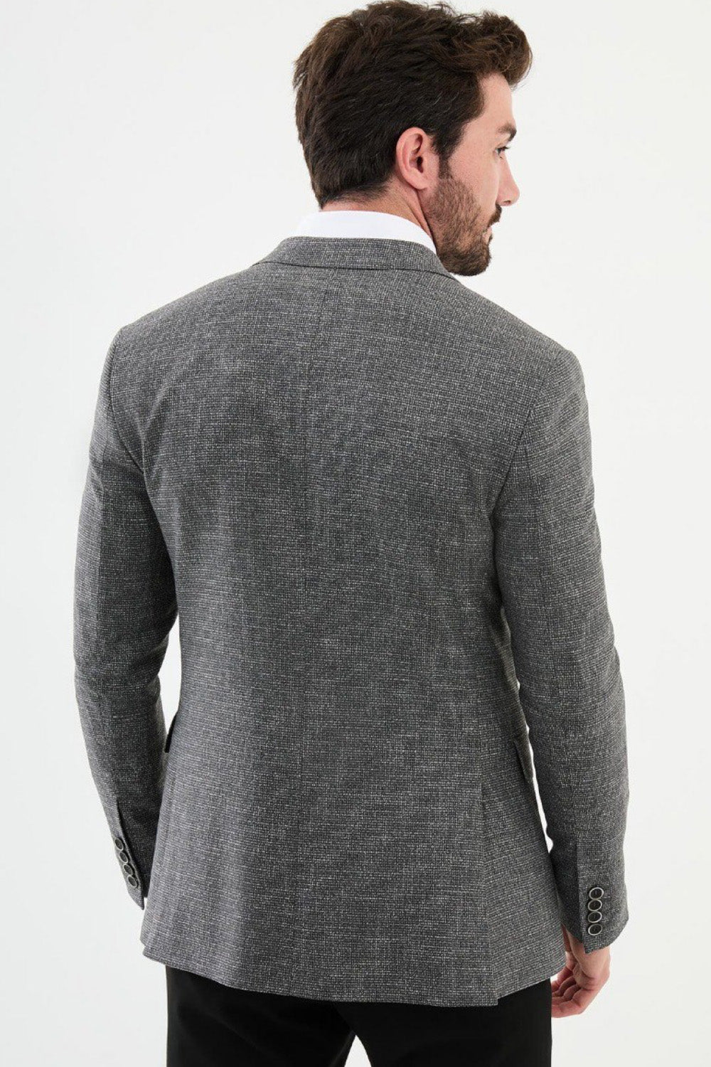 Back view of light grey checked Mazonni blazer highlighting slim tailored fit – versatile men’s blazer for office or evening wear