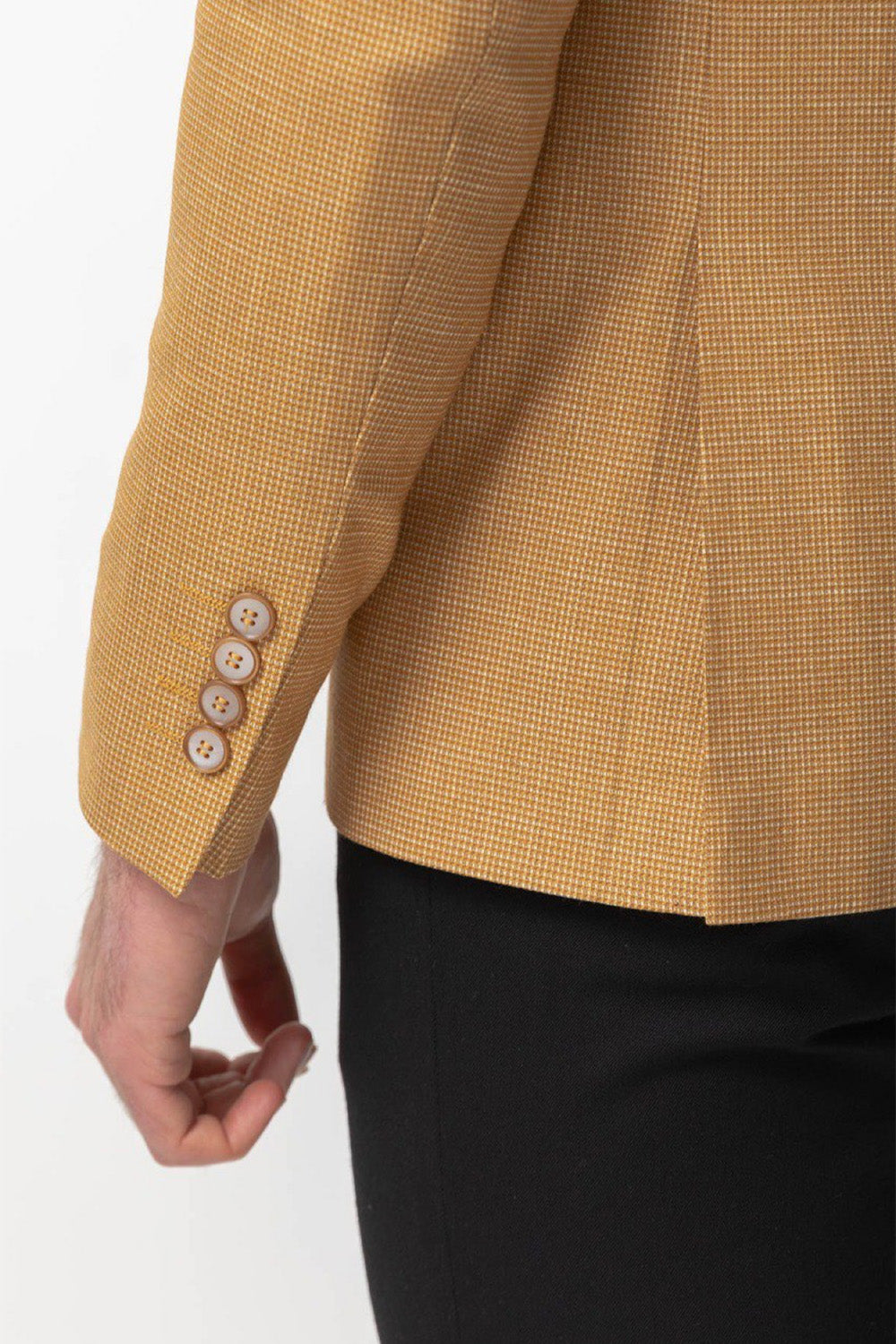 Mazonni mustard blazer with notch lapels and buttoned cuffs, elegant and vibrant addition to men's wardrobe