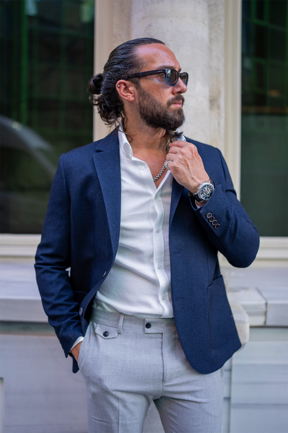 Mazonni slim fit dark blue blazer, perfect men's jacket for business casual or semi-formal wear