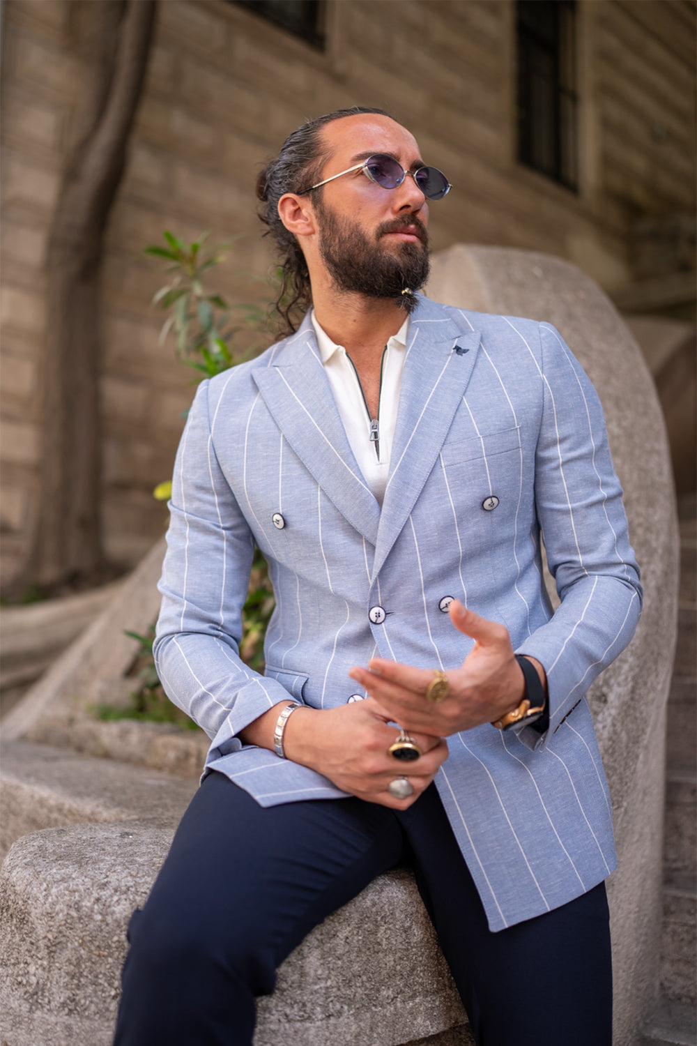 men's pastel blue blazer with vertical stripes by Mazonni, breathable and modern outfit for warm weather