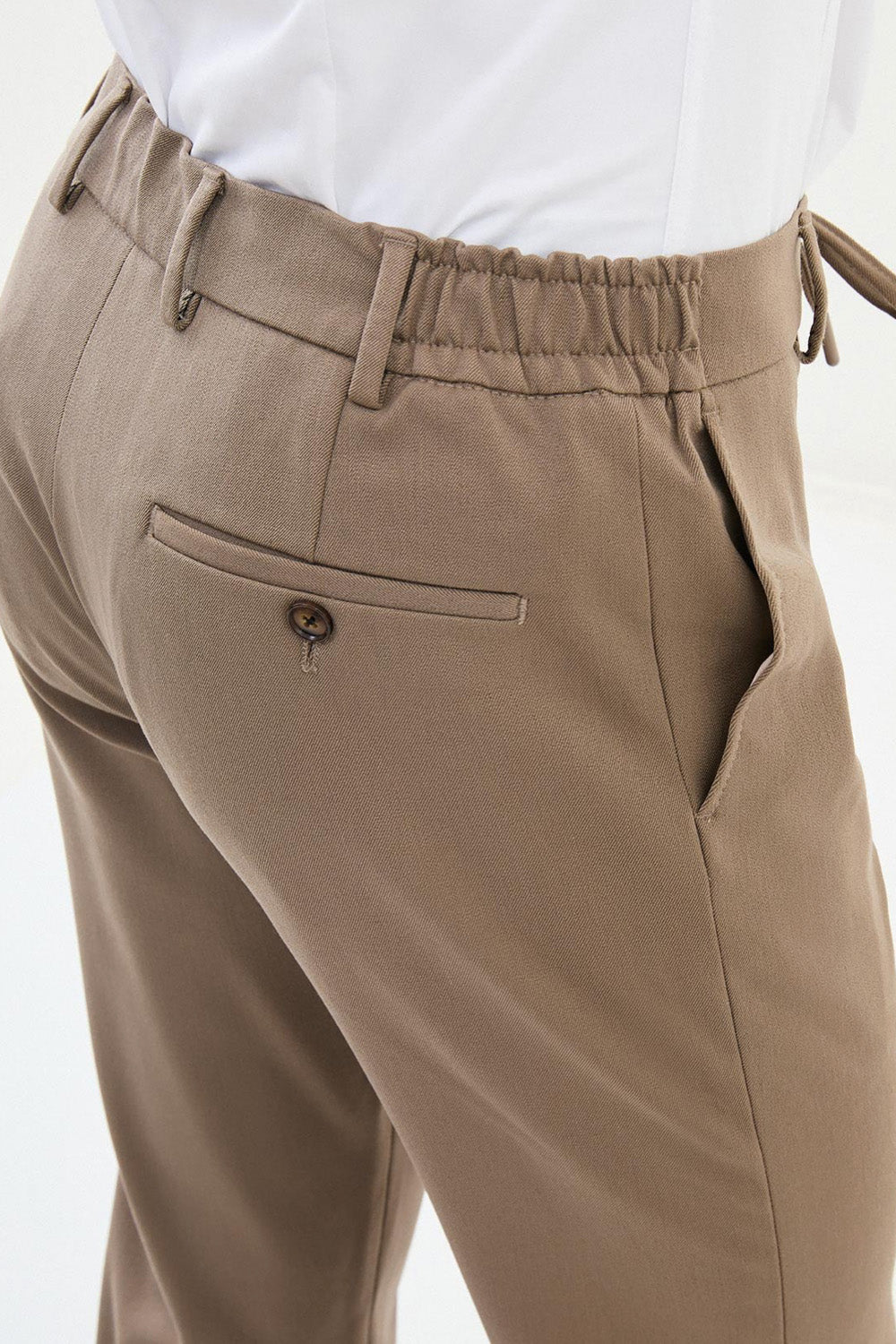 Mazonni men’s light brown drawstring trousers for smart casual looks