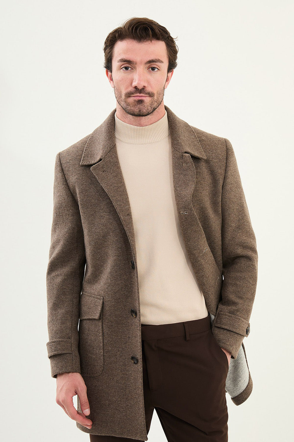 Mazonni Firenze Men’s Brown Wool Short Coat Elegant Classic Winter Overcoat