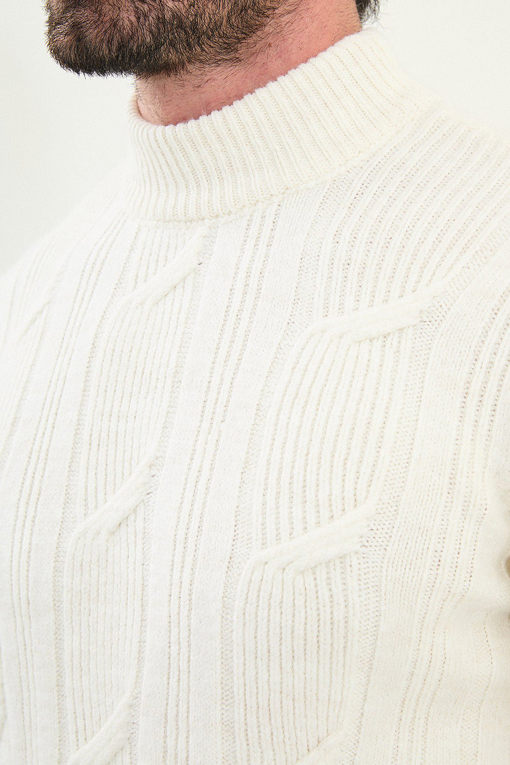 Mazonni Arctic White Turtleneck Cardigan – Men’s Cable Knit Slim Fit Sweater